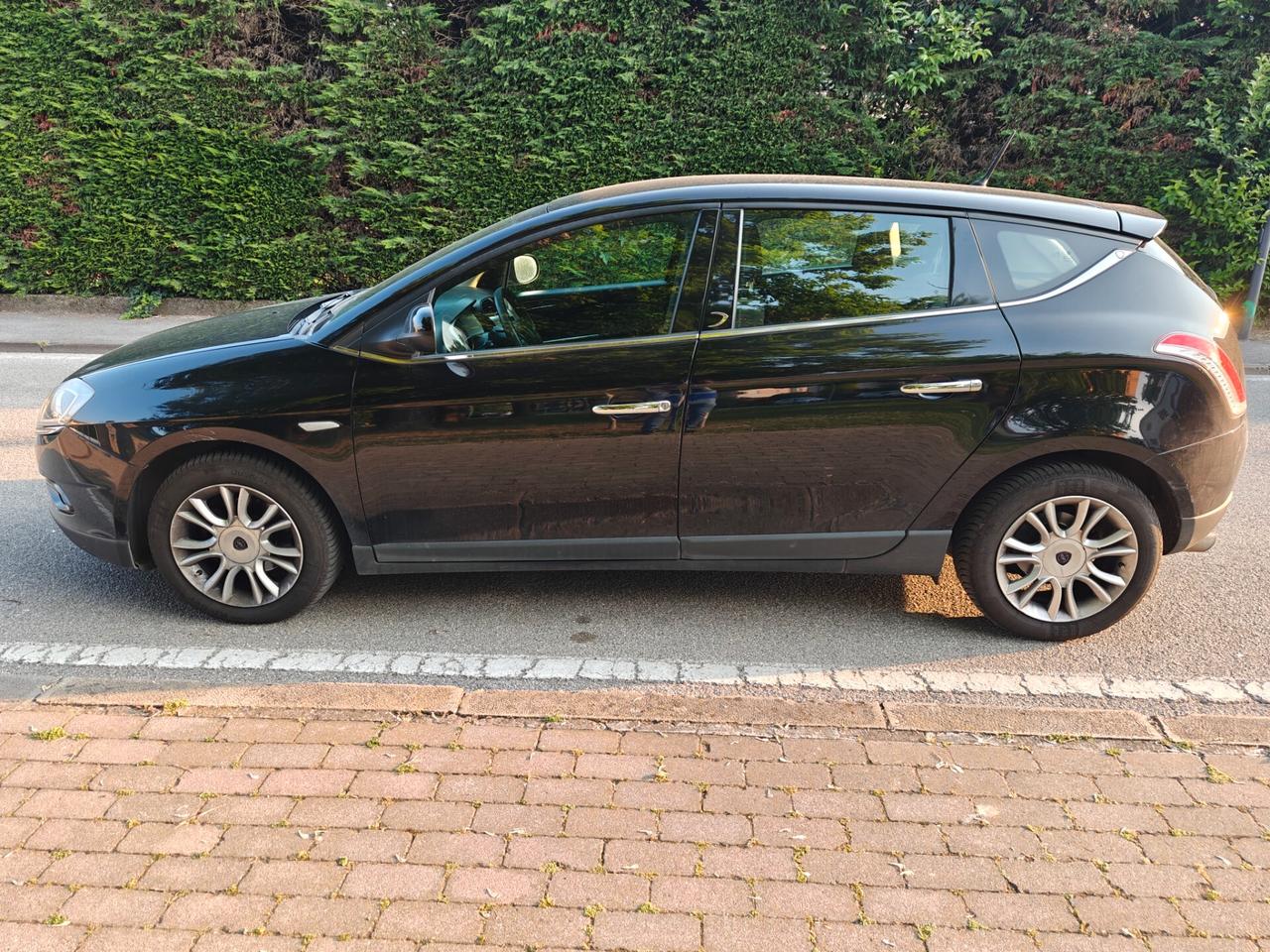 Lancia Delta 1.4 GPL - NEOPATENTATI