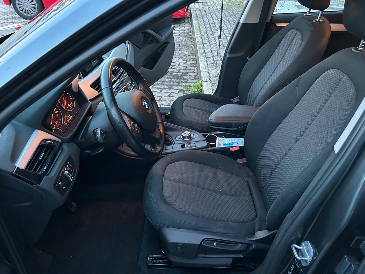 BMW X1 sdrive18d NEOPATENTATI GANCIO TRAINO