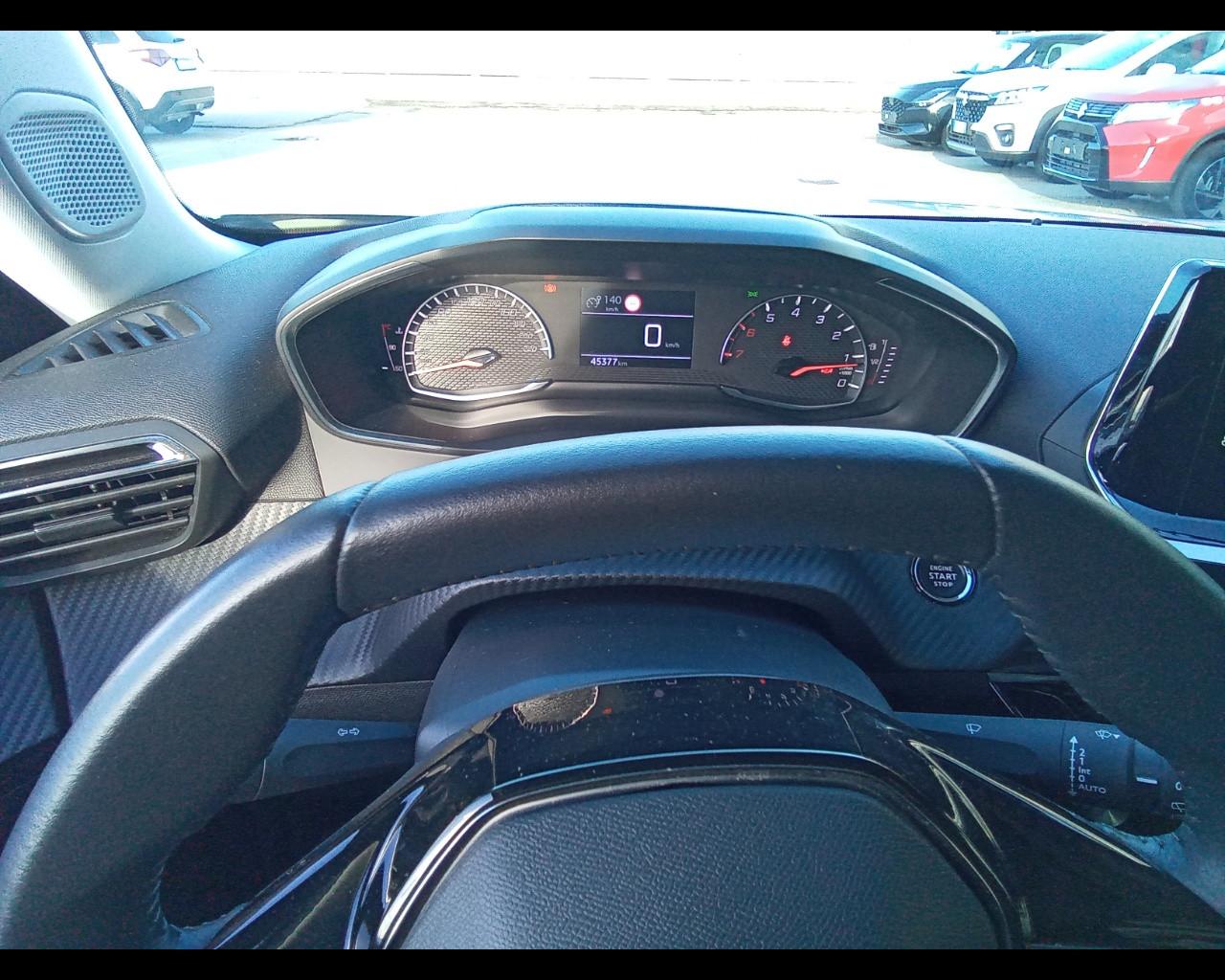 PEUGEOT 2008 2ª serie - 2008 PureTech 130 S&S Allure Pack