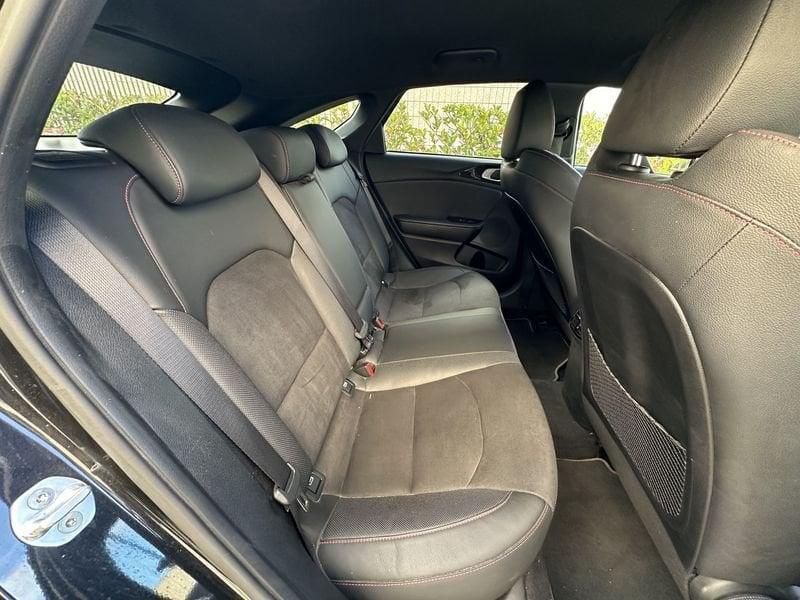 Kia ProCeed 1.6 T-GDI GT DCT 204cv