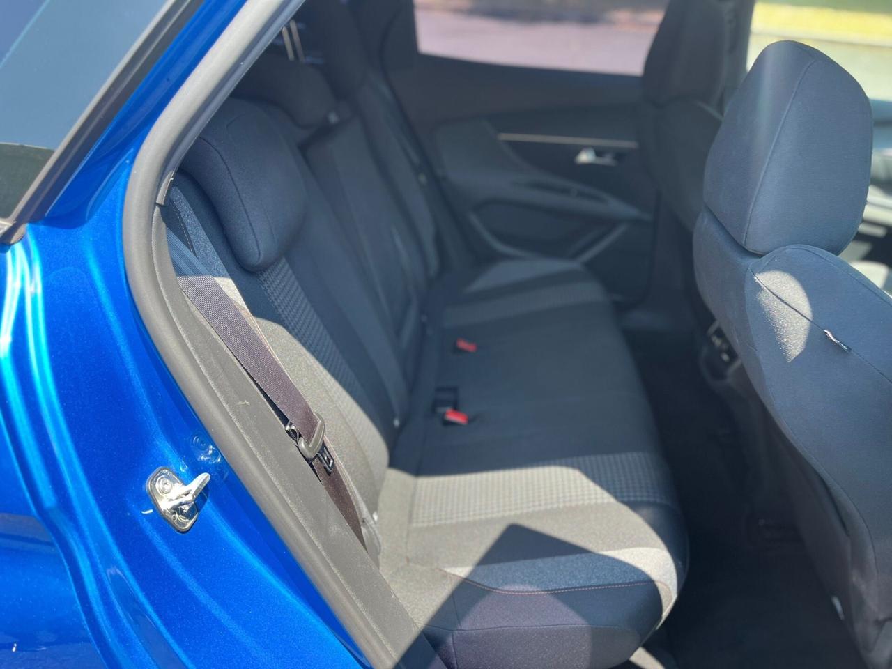 Peugeot 3008 1.5 Diesel 131cv EAT8 anno 05/2021
