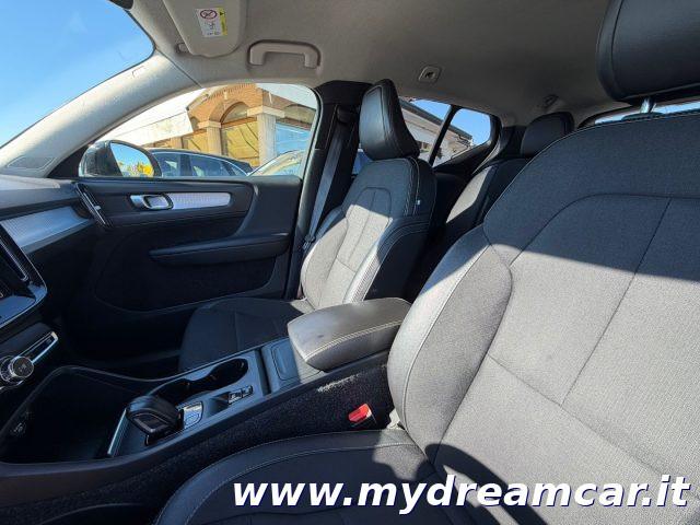 VOLVO XC40 D3 Geartronic Momentum