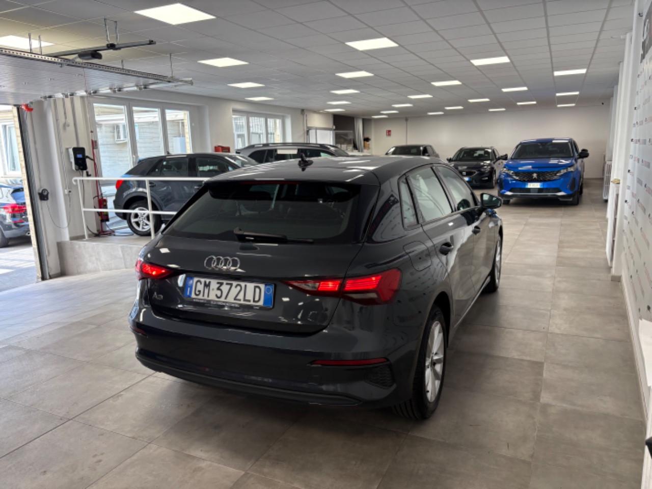 Audi A3 Sportback 30 1.0 tfsi mhev Business s-tronic