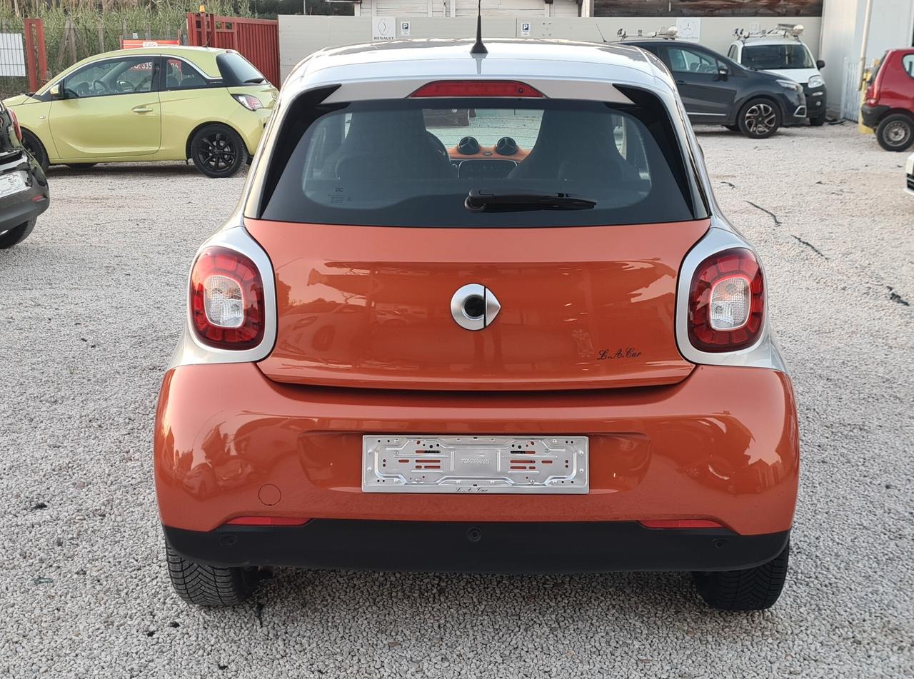 Smart ForFour 90 0.9 Turbo Passion NESSUN OBBLICO DI FINANZIAMENTO GAR.12 MESI