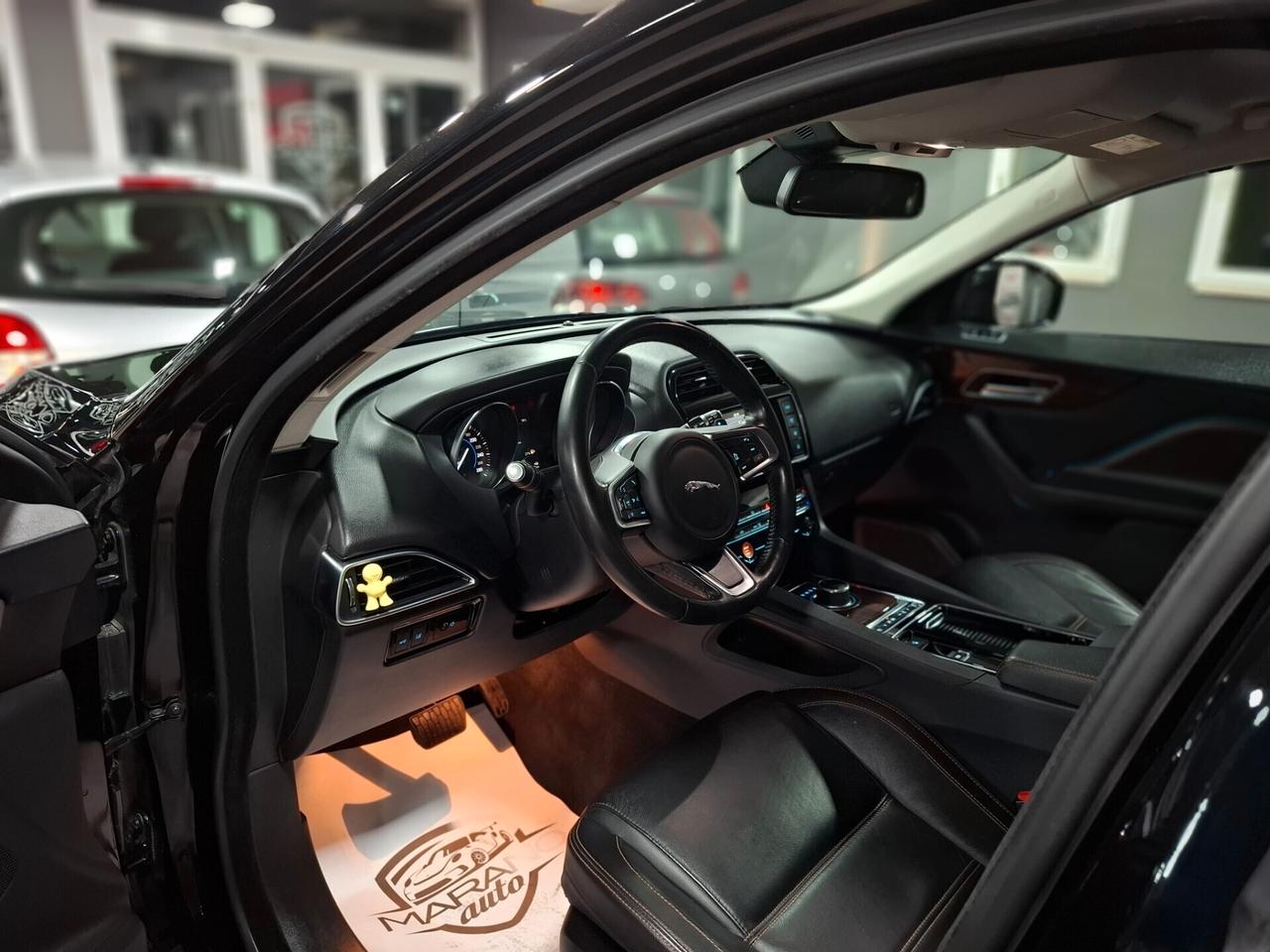 Jaguar F-Pace 2.0 D 180 CV euro 6