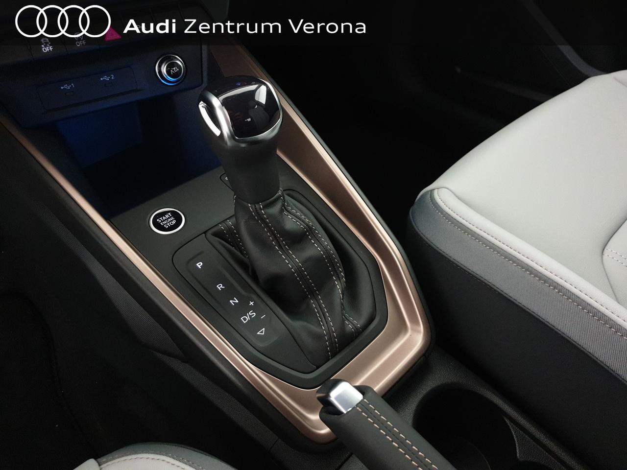 Allstreet 35TFSI 150CV S tronic Identity Contrast