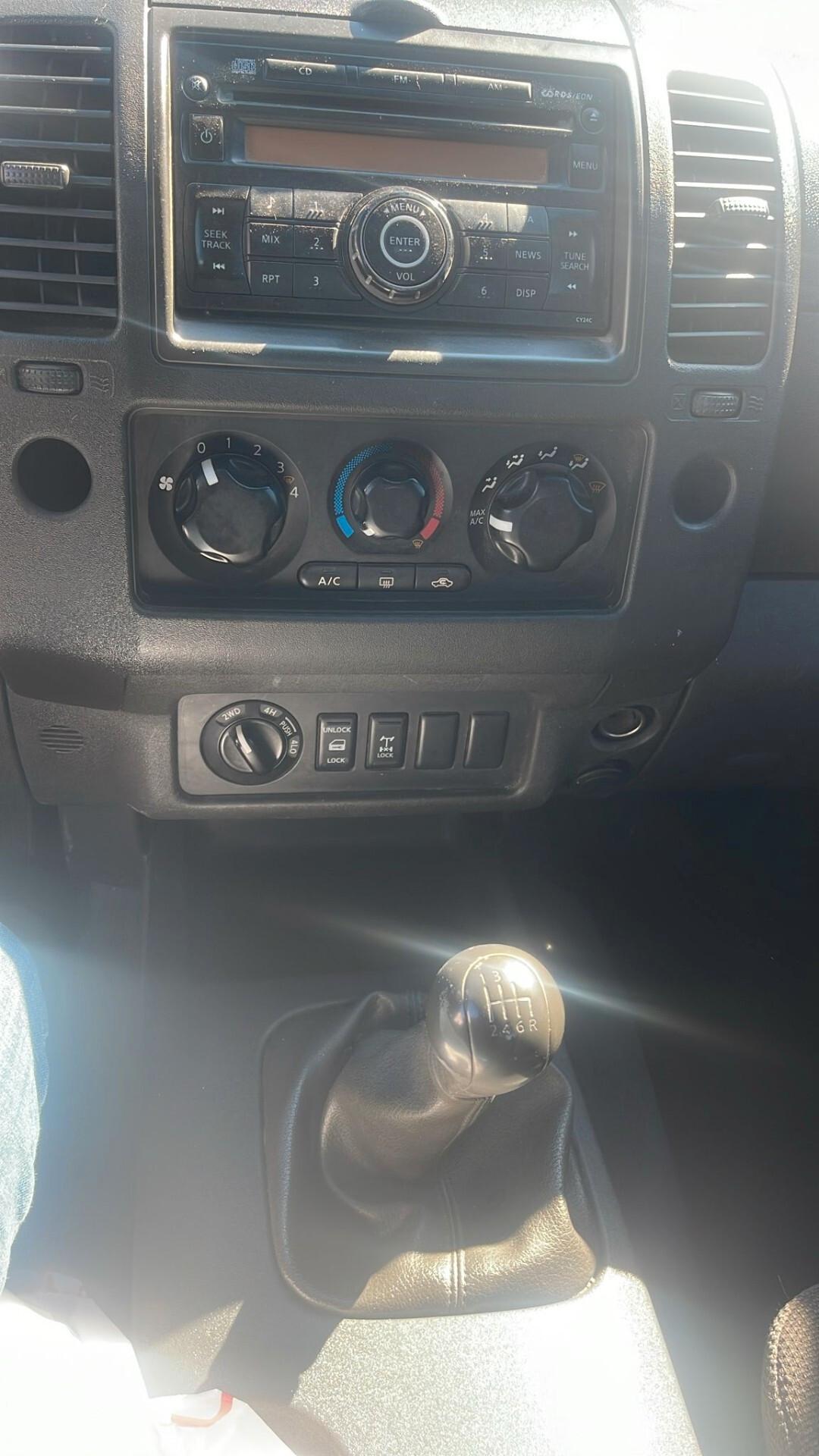 Nissan Navara 2.5 dCi 4 porte Double Cab XE