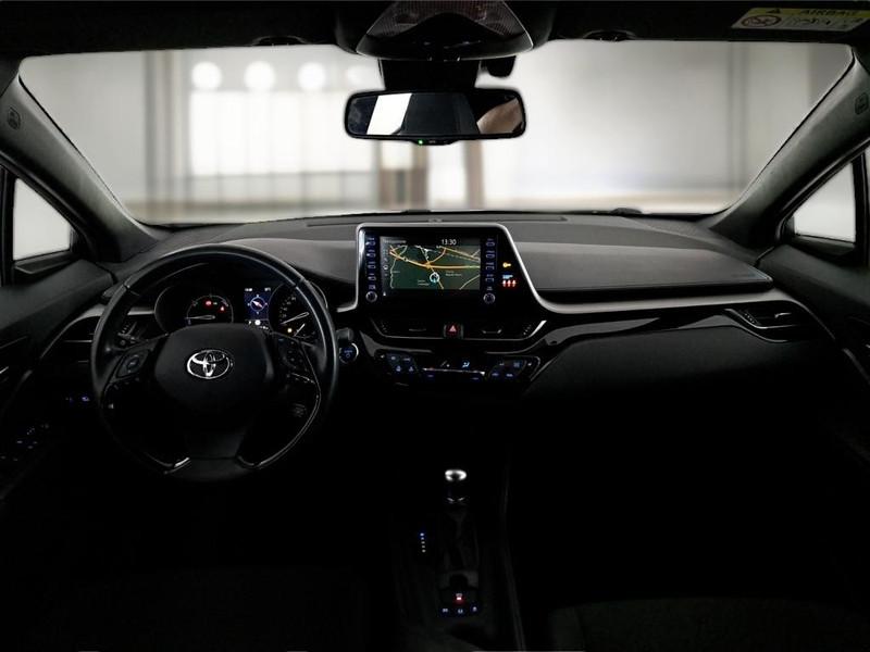 TOYOTA C-HR 1.8H 98CV E-CVT Business