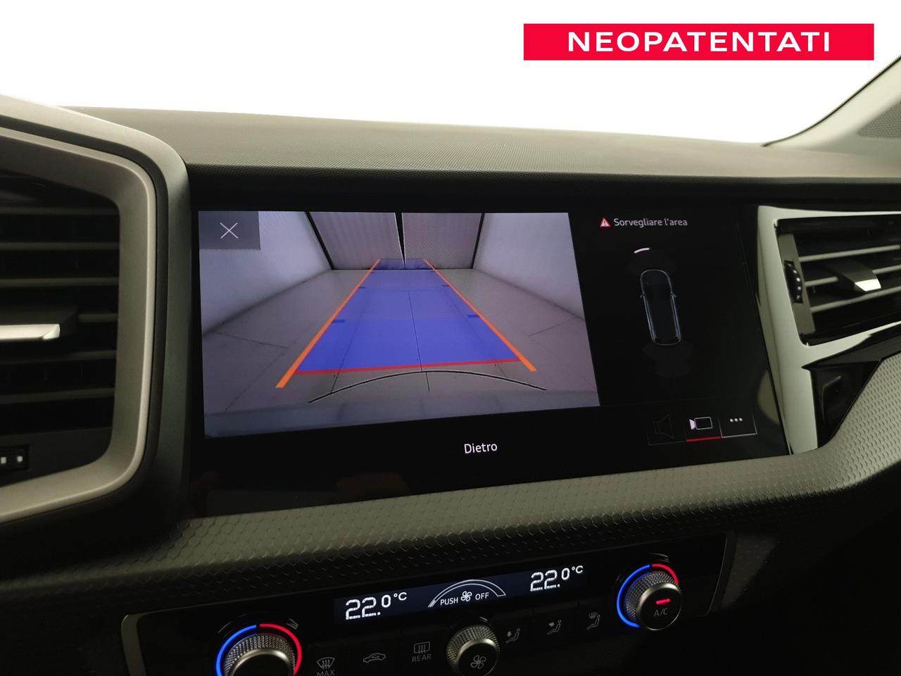 Allstreet 30TFSI 116CV S tronic Identity Contrast