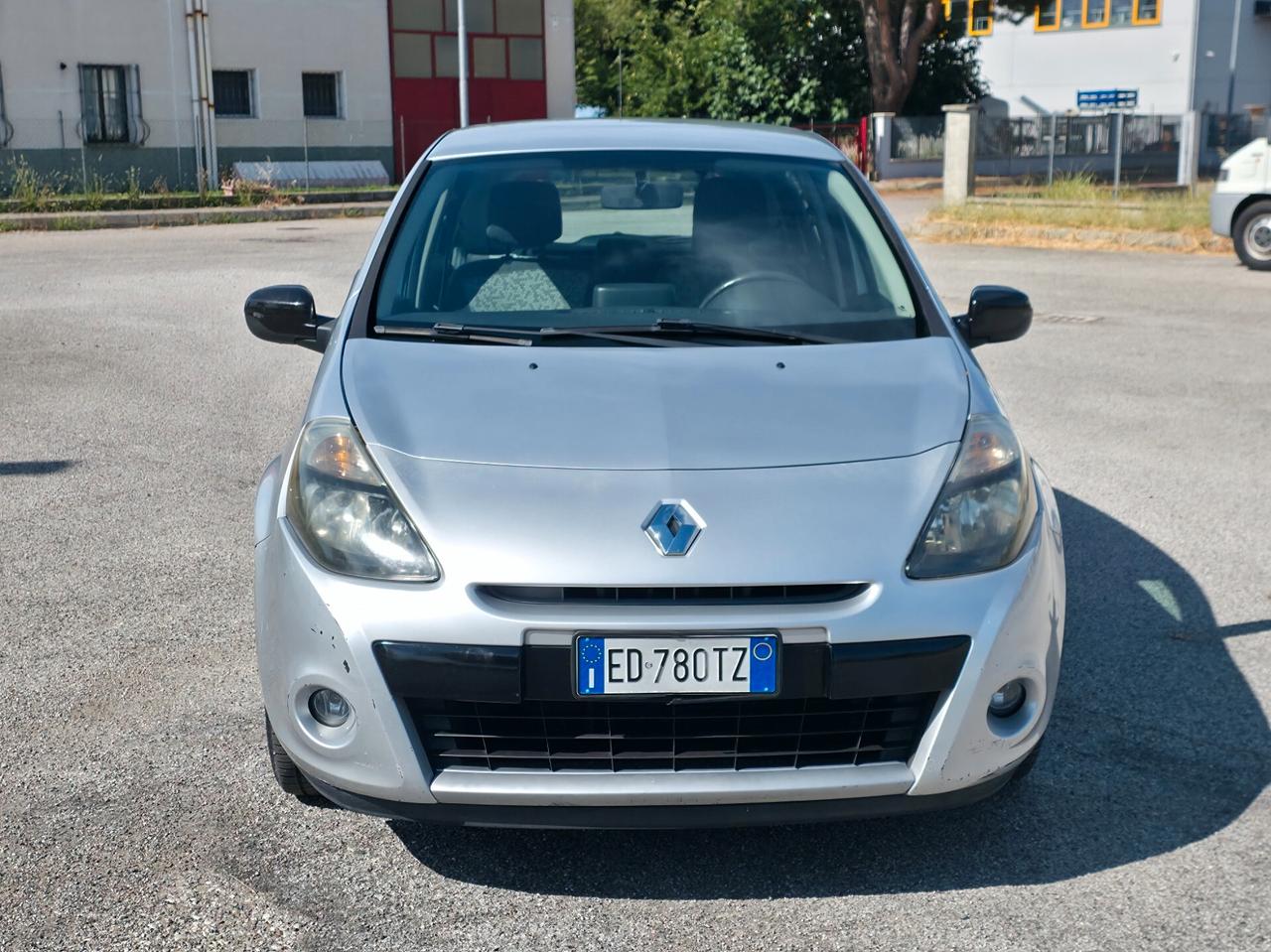 Renault Clio 1.2 benzina 2010 5 porte Luxe