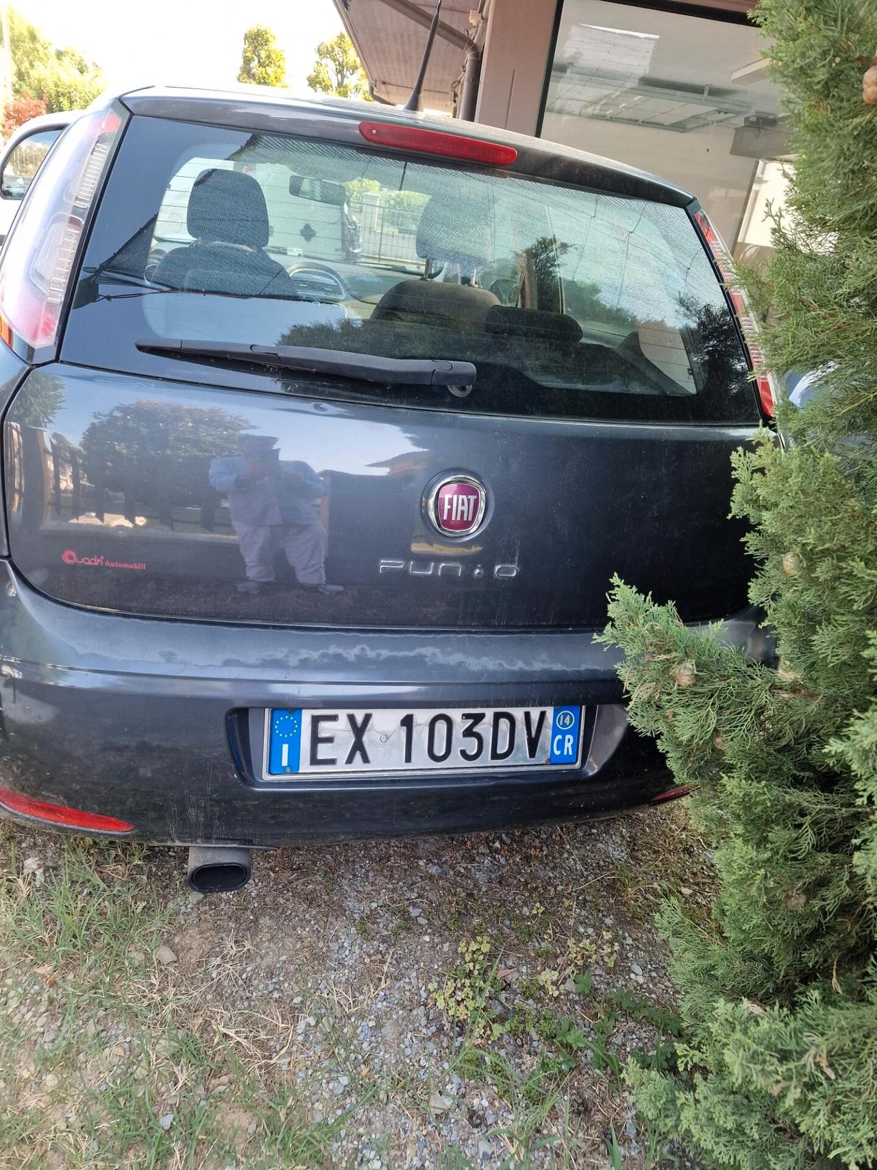 Fiat Punto 1.3 MJT II 75 CV 5 porte Lounge AUTO DESTINATA A COMMERCIANTI E OPERATORI DEL SETTORE