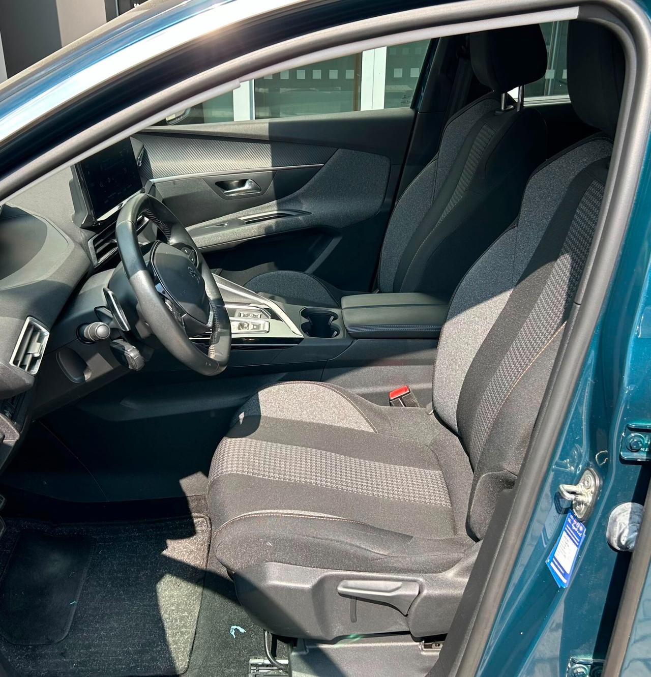 Peugeot 5008 BlueHDi 130 S&S EAT8 Allure