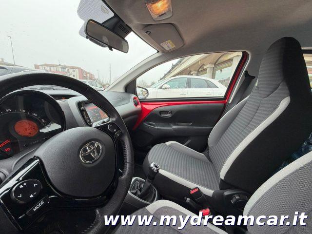 TOYOTA Aygo 1.0 72 CV x-FUN