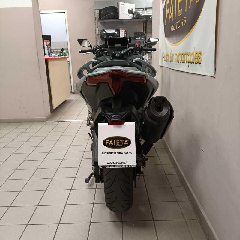 Yamaha T-Max 560 Tech Max - 2025