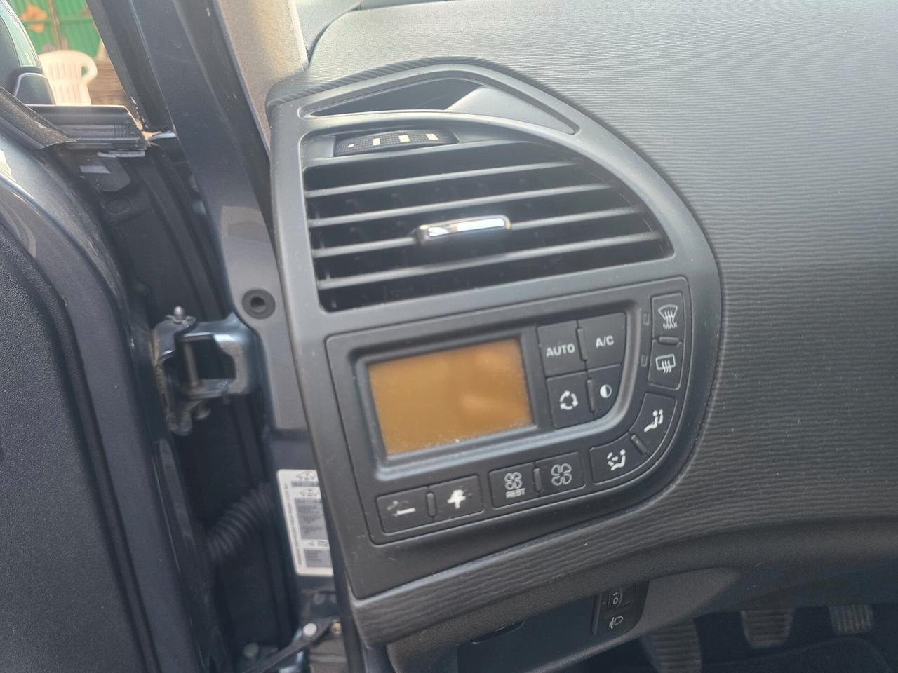 C4 Picasso 1.6hdi 110cv full opt nuova 2011