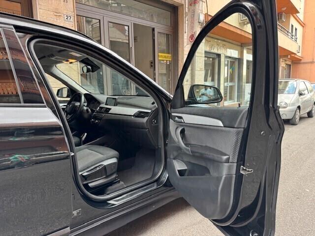 Bmw X1 sDrive 18d Advantage - X 1 - MY 21