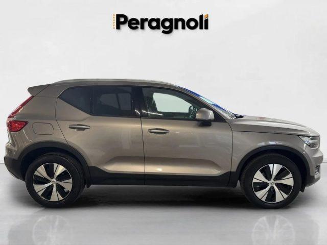 VOLVO XC40 T3 MOMENTUM PRO AUTOMATICA