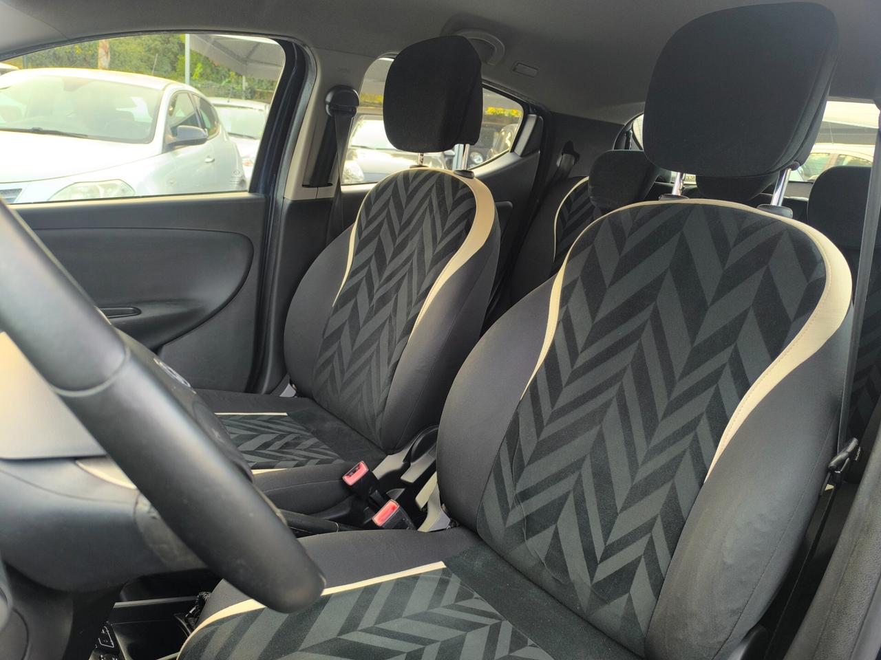 Lancia Ypsilon 1.2 69 CV 5 porte GPL Ecochic Gold