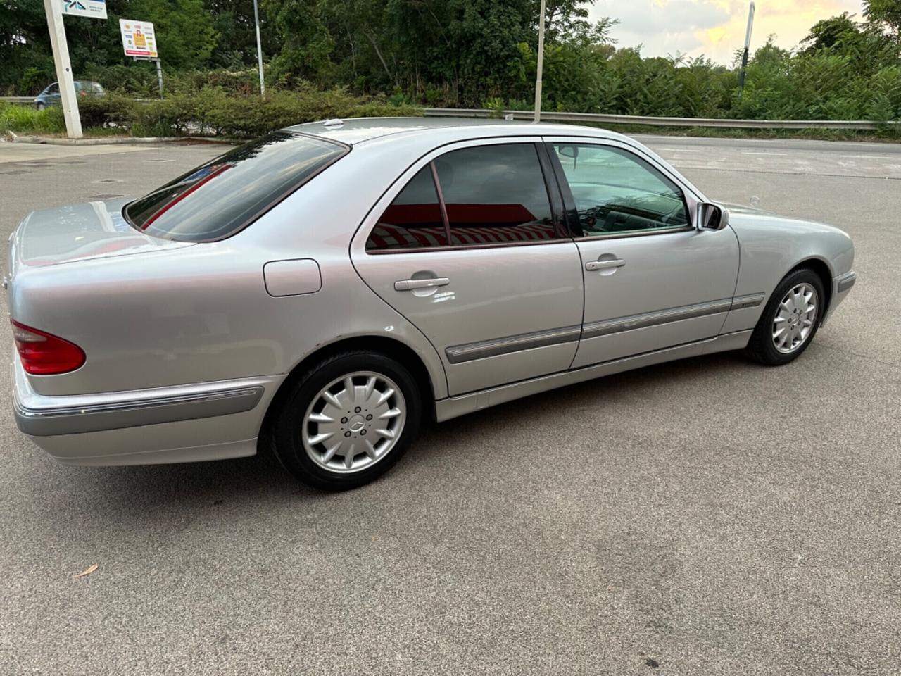 Mercedes-benz E 220 E 220 CDI cat Classic