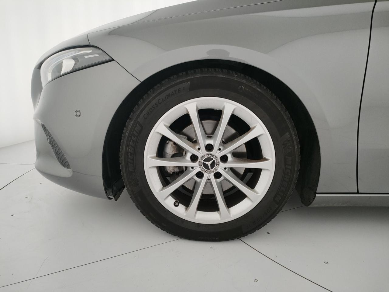 Mercedes-Benz Classe A 180 d sport