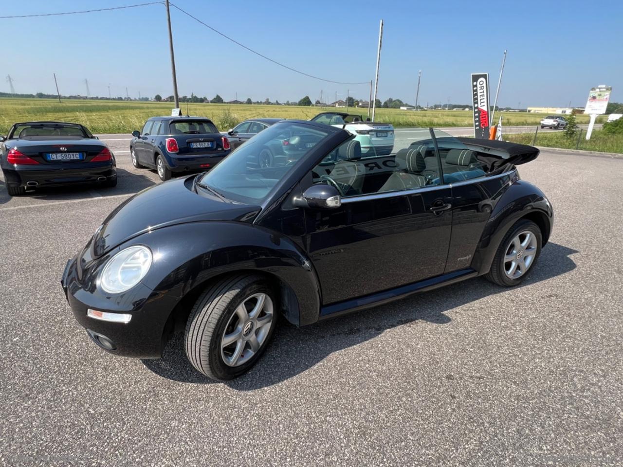 VOLKSWAGEN New Beetle 1.4 16V Cabrio FREESTYLE NEOPATENTATI