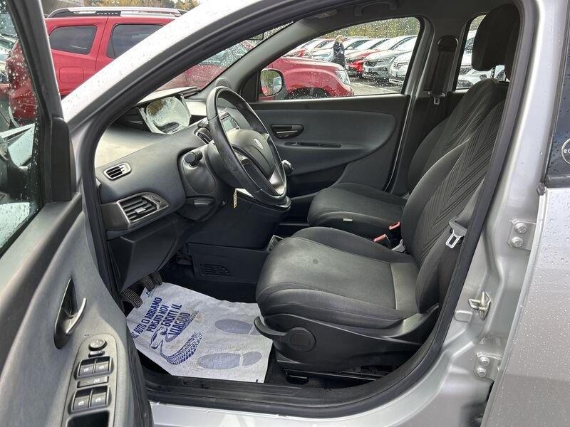 Lancia Ypsilon III 2021 1.0 firefly hybrid Gold s&s 70cv