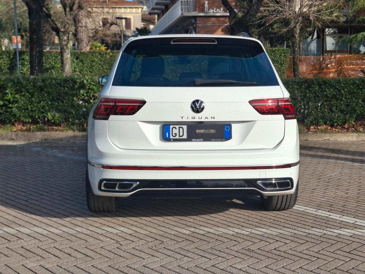 Volkswagen Tiguan 2.0 TDI 150 CV DSG R-Line -unico proprietario
