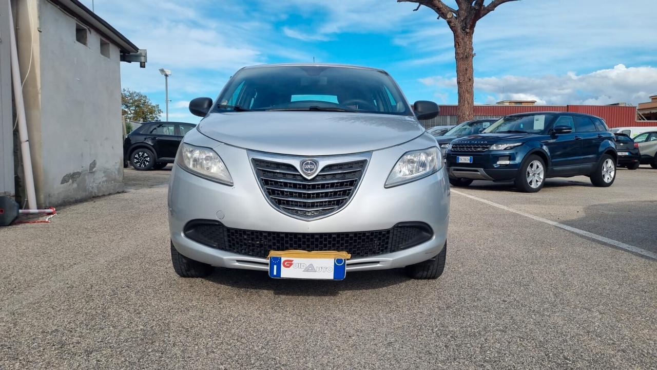 Lancia Ypsilon 0.9 TwinAir 85 CV 5 porte Metano Ecochic Gold