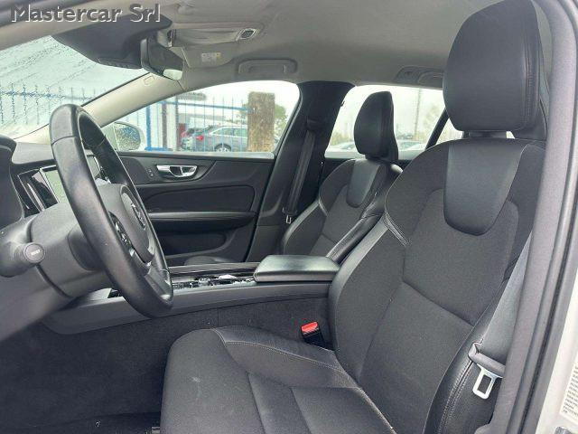 VOLVO V60 Cross Country V60 Cross 2.0 b4 Business Pro awd auto - GE939CH