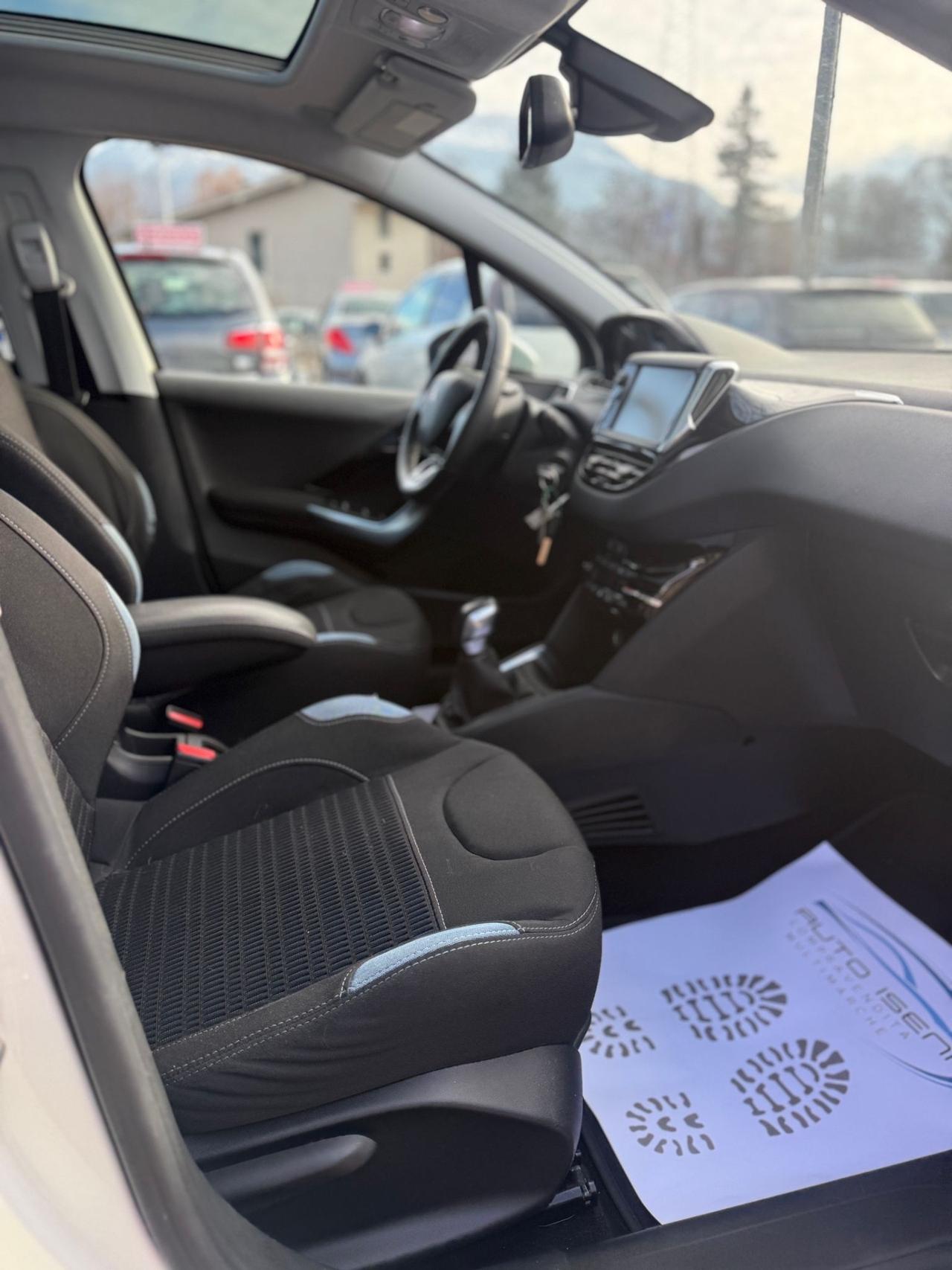 Peugeot 208 1.2 VTi NEOPATENTATI OK SOLO 130.000 KM