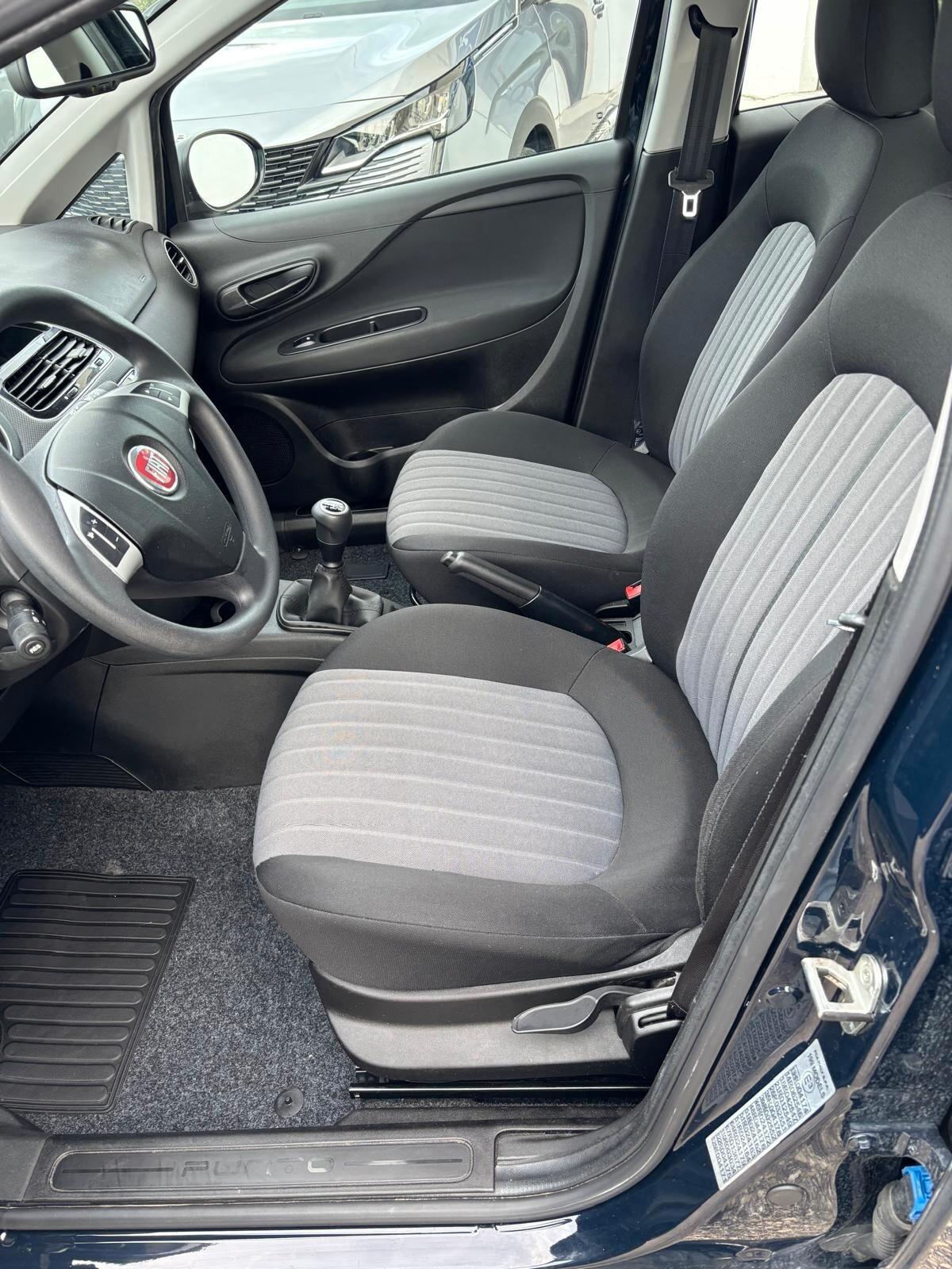 Fiat Punto 1.3 MJT II S&S 95 CV 5 porte Street
