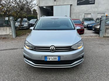 Volkswagen Touran 2.0 TDI 150 CV SCR DSG Business BlueMotion Technology