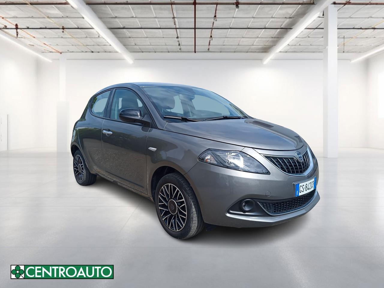 Lancia Ypsilon 1.0 FireFly 5 porte S&S Hybrid Gold Plus