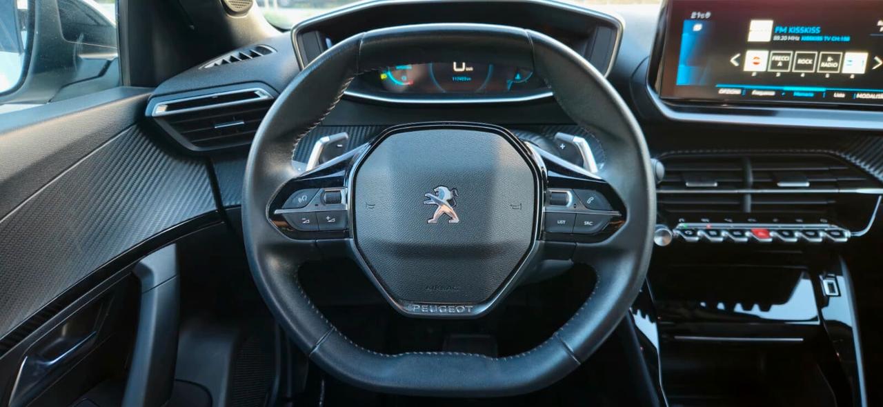 Peugeot 2008 Diesel 130cv EAT8 Allure Pack