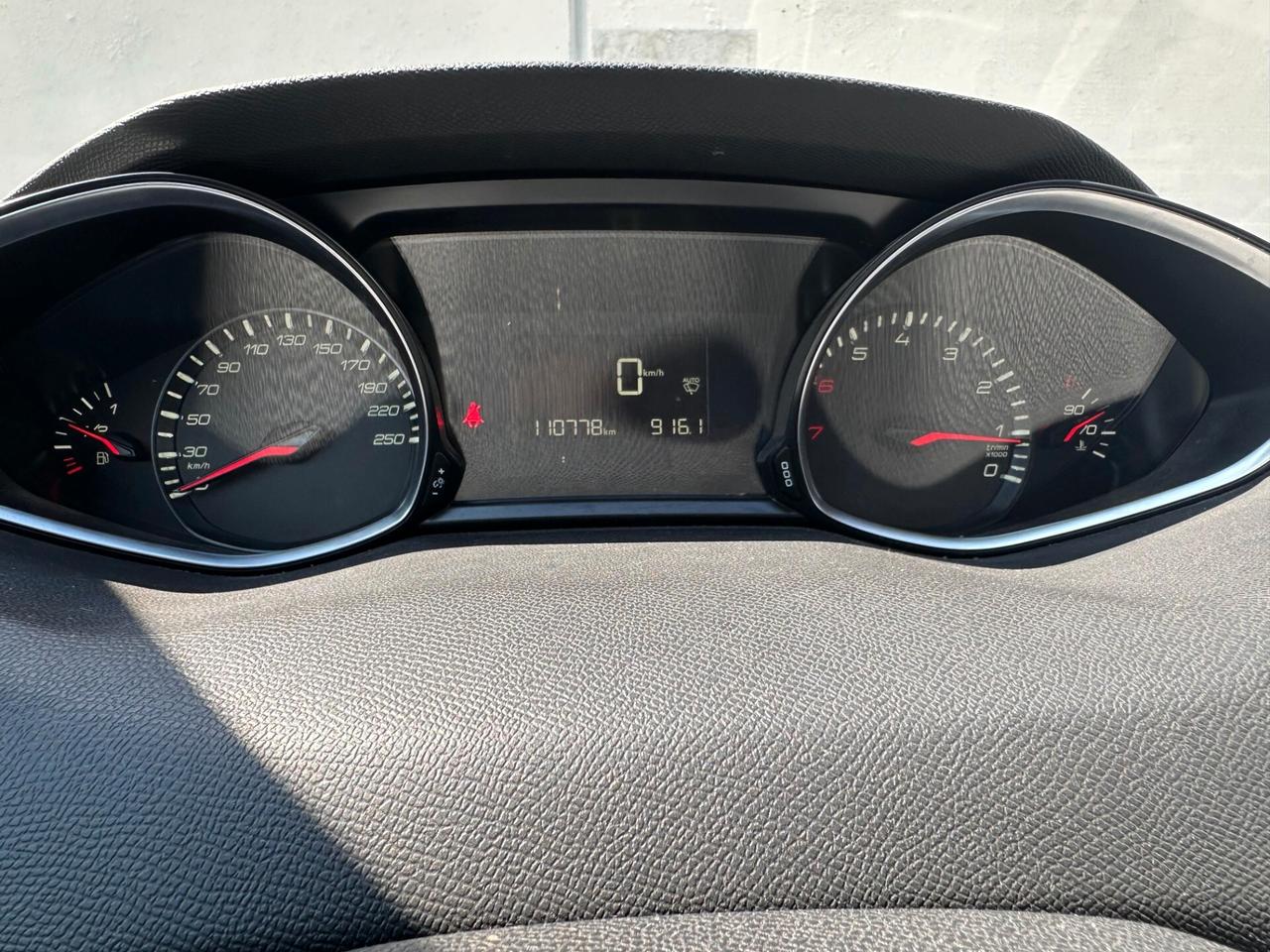 Peugeot 308 PureTech Turbo 110 S&S Access