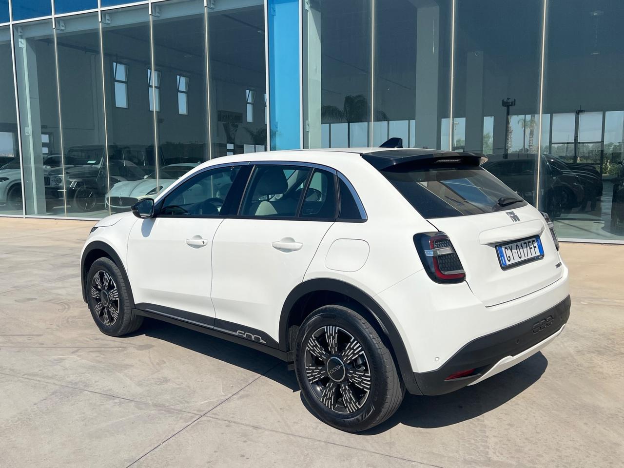 Fiat 600 Hybrid 100 CV DCT MHEV La Prima