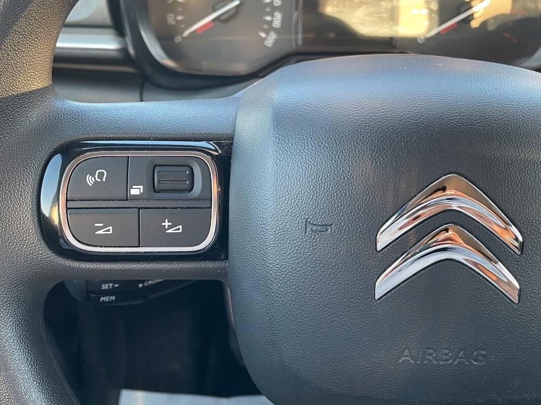 Citroen C3 1.2 puretech Feel 82cv NEOPATENTATI CON CARPLAY