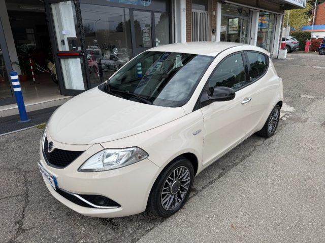 LANCIA Ypsilon 1.2 69 CV 5 porte GPL Ecochic Gold