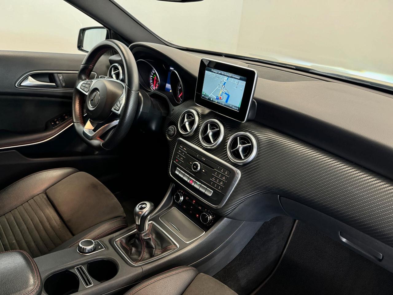 Mercedes-benz A 180 d Premium AMG PACK NIGHT PERFETTA