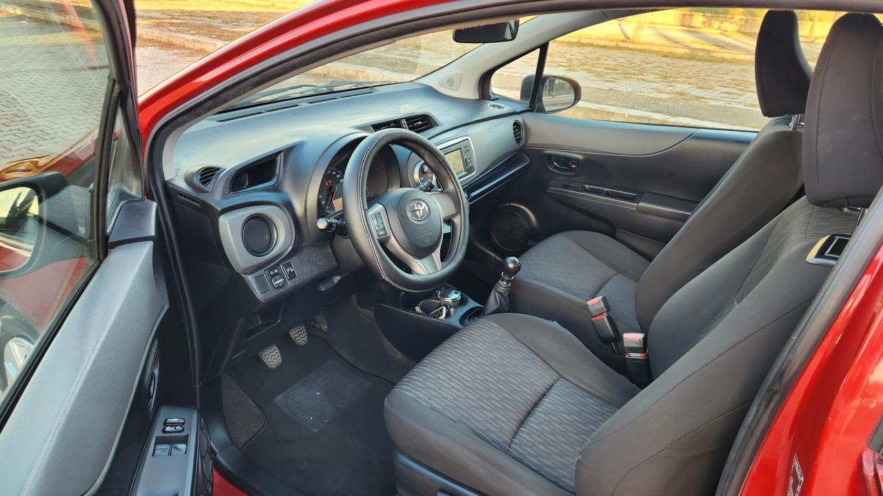 Toyota Yaris 1.4 D-4D 3 porte Lounge