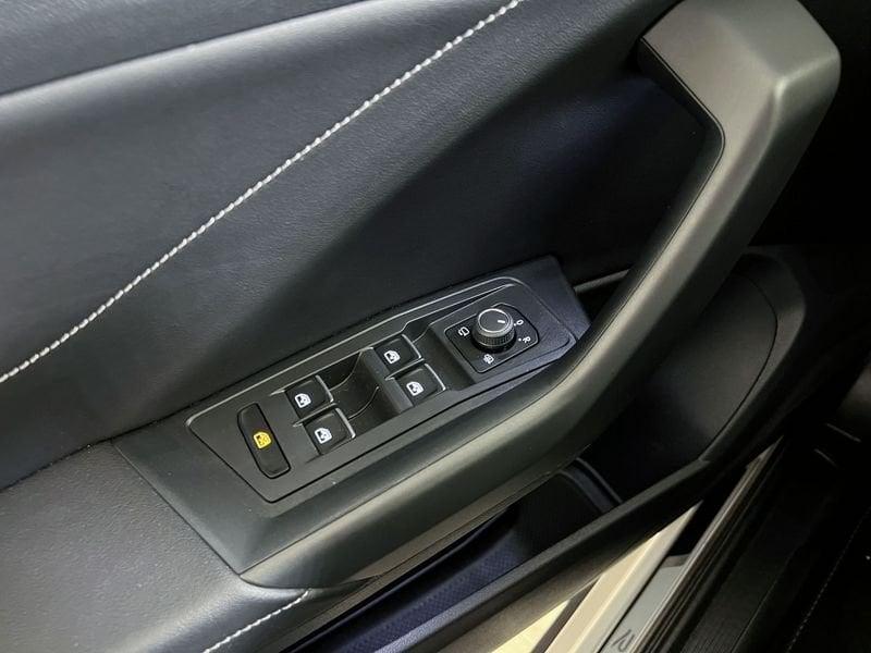 Volkswagen T-Roc T-Roc 2.0 TDI SCR R-Line