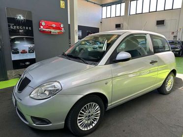 Lancia Ypsilon 1.2 8v 60cv --SOLO 71.700KM--