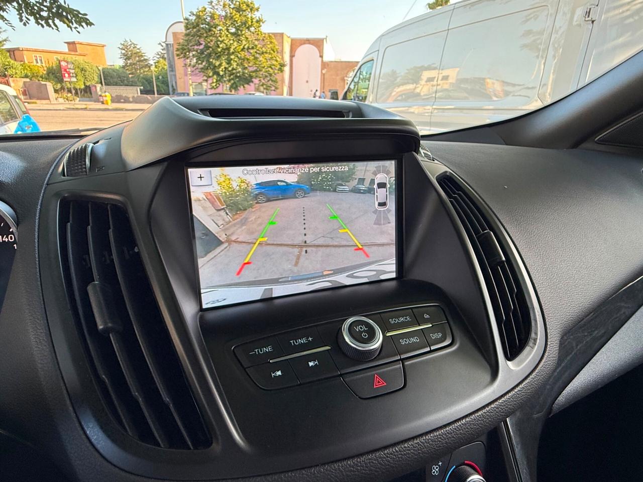 Ford Kuga 1.5 TDCI ST LINE