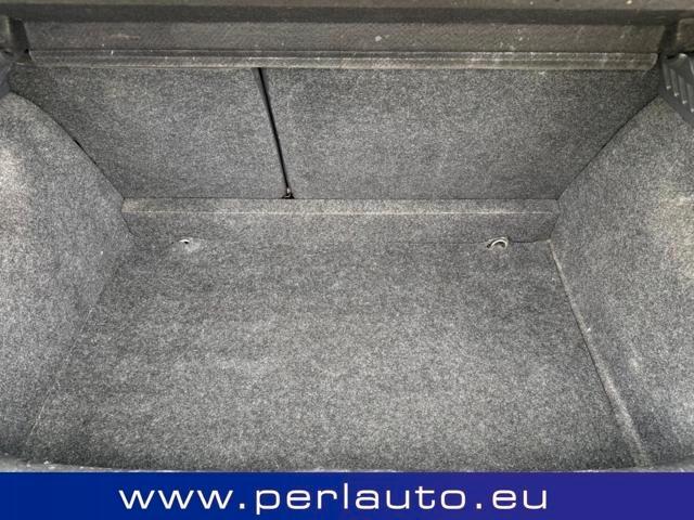 Renault Clio 1.2 16V 5 porte Le Iene