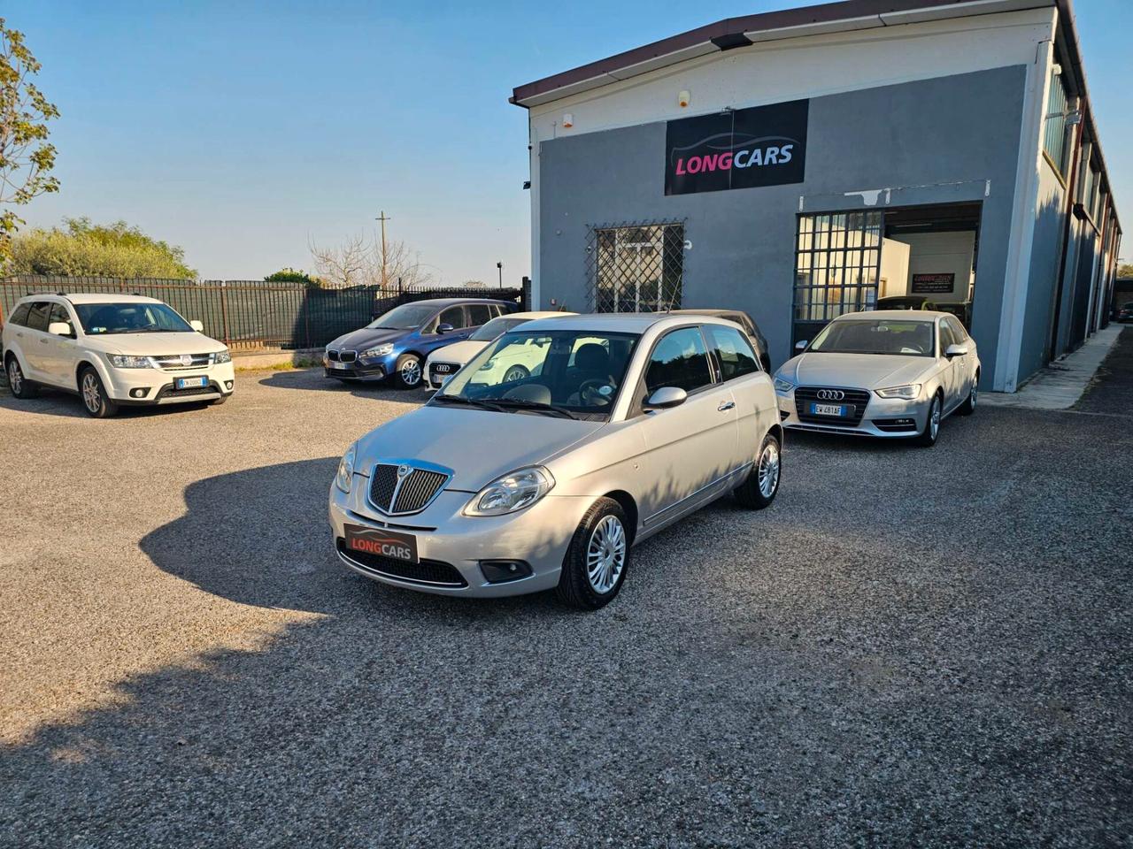 Lancia Ypsilon 1.2 Oro Bianco