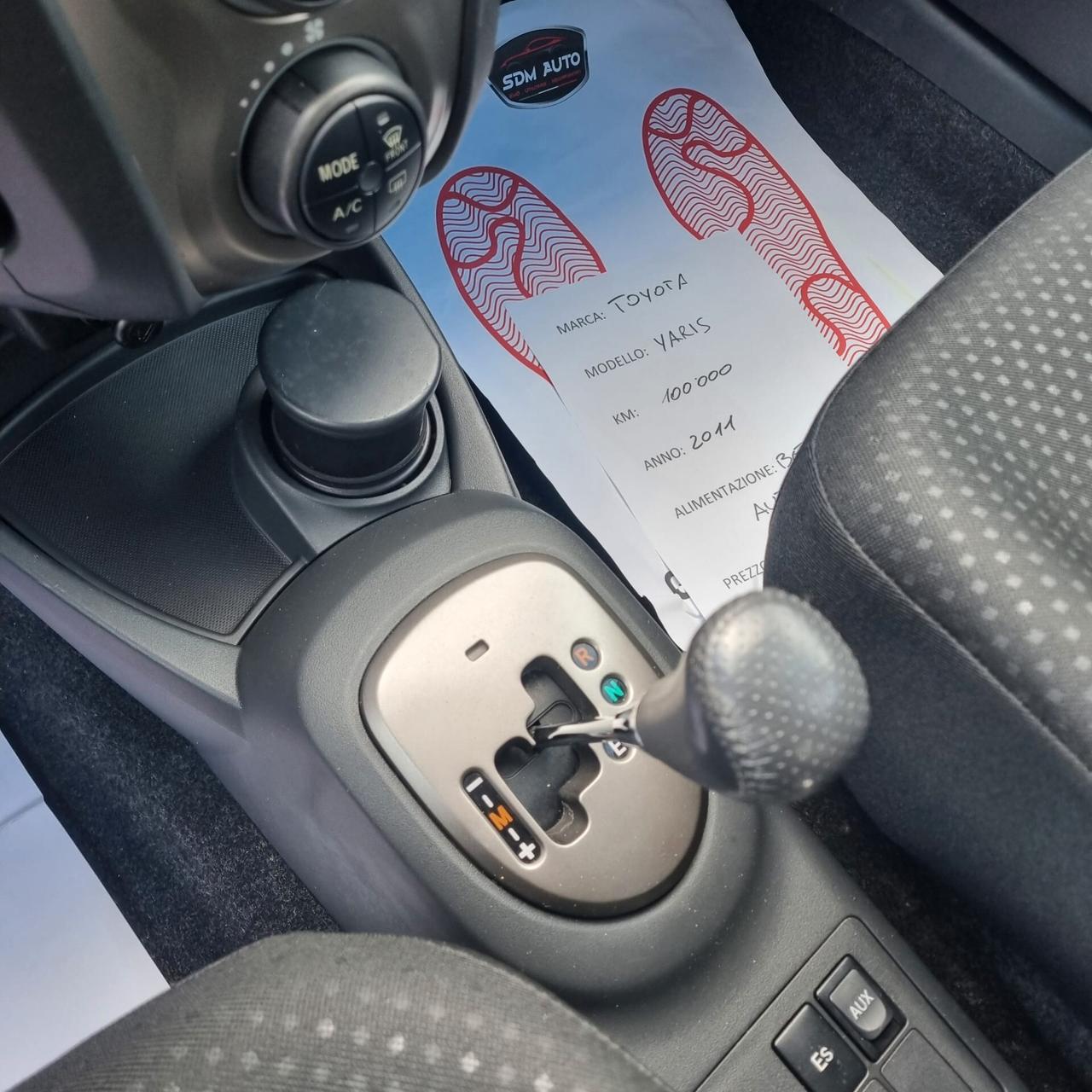 Toyota Yaris 1.3 5 porte M-MT Sol