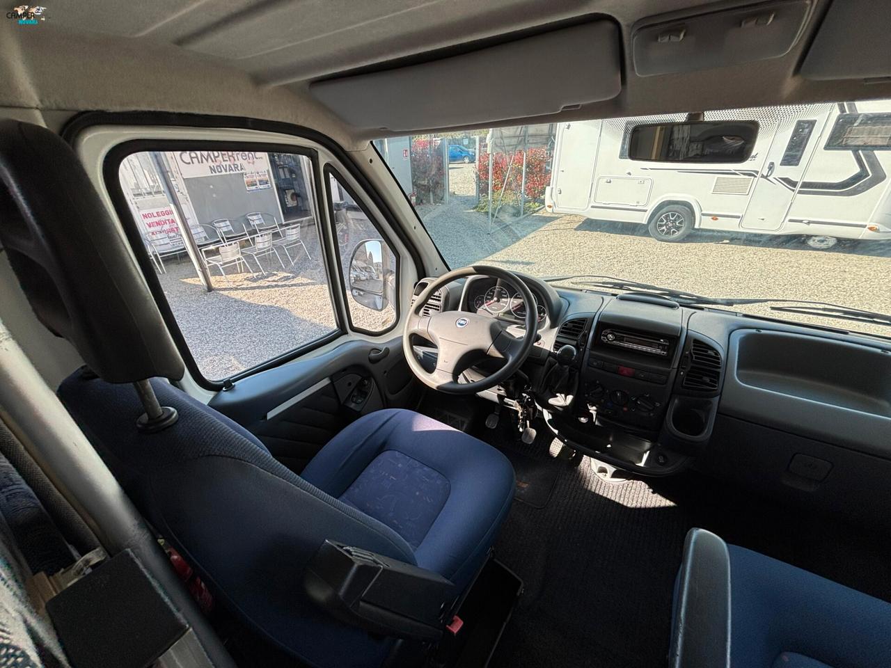 CI MIZAR 280 - MANSARDATO CON DINETTE FERRO DI CAVALLO IN CODA