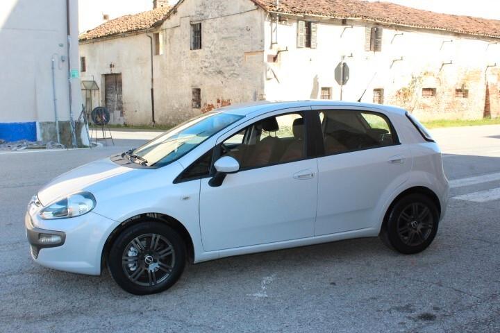 Fiat Punto Evo 1.3 Mjt 95 CV DPF 5p S&S Dynamic unico proprietario clima radio cd 8 gomme cerchi lega bruniti