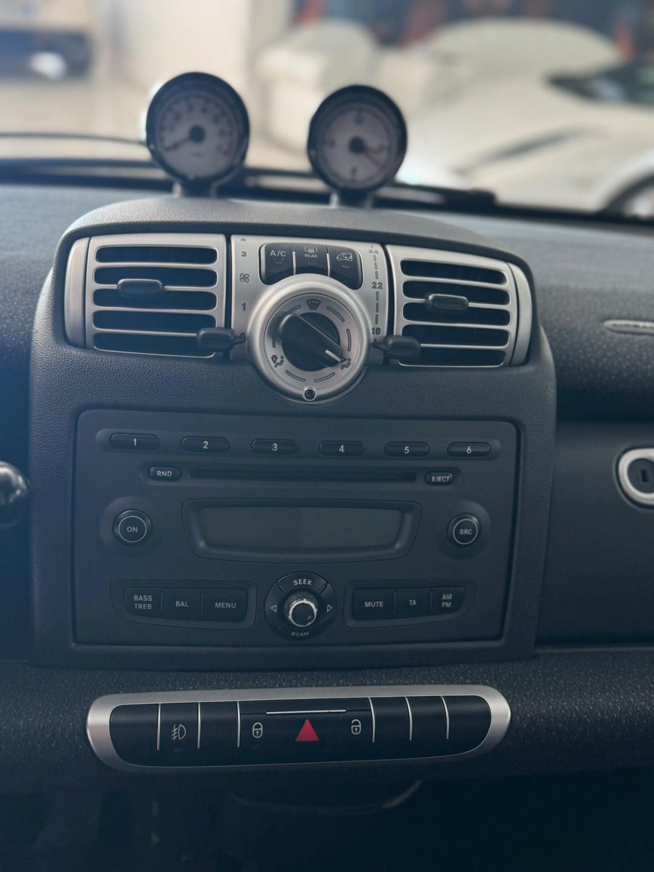 Smart ForTwo 1000 62 kW coupé passion