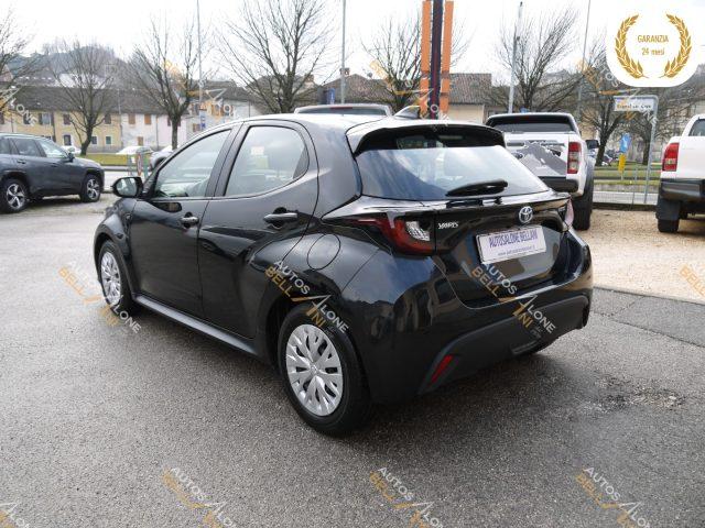 TOYOTA Yaris 1.5 Hybrid 5 porte Business